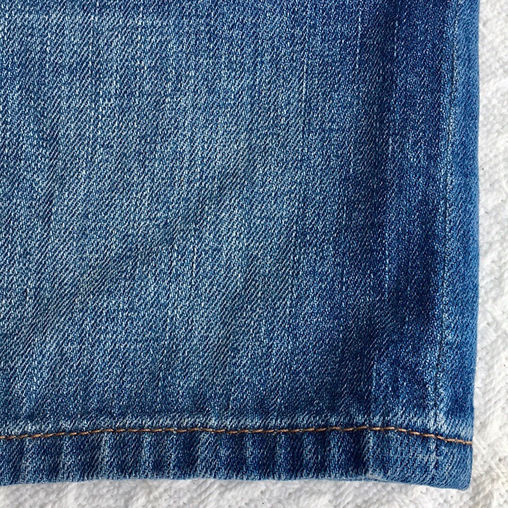 JOE’S DENIM JEAN SHORTS SLIGHTLY DISTRESSED - Picture 5 of 15